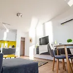 Damiano Apartment Mamaia